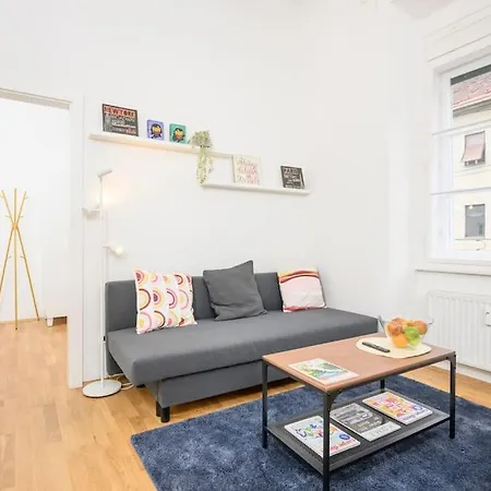 Anna And Friends First Floor Apartment Graz Exterior photo